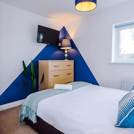 Newhall Road - 4 Bedroom Chester Home - Parking Wervin Dış mekan fotoğraf