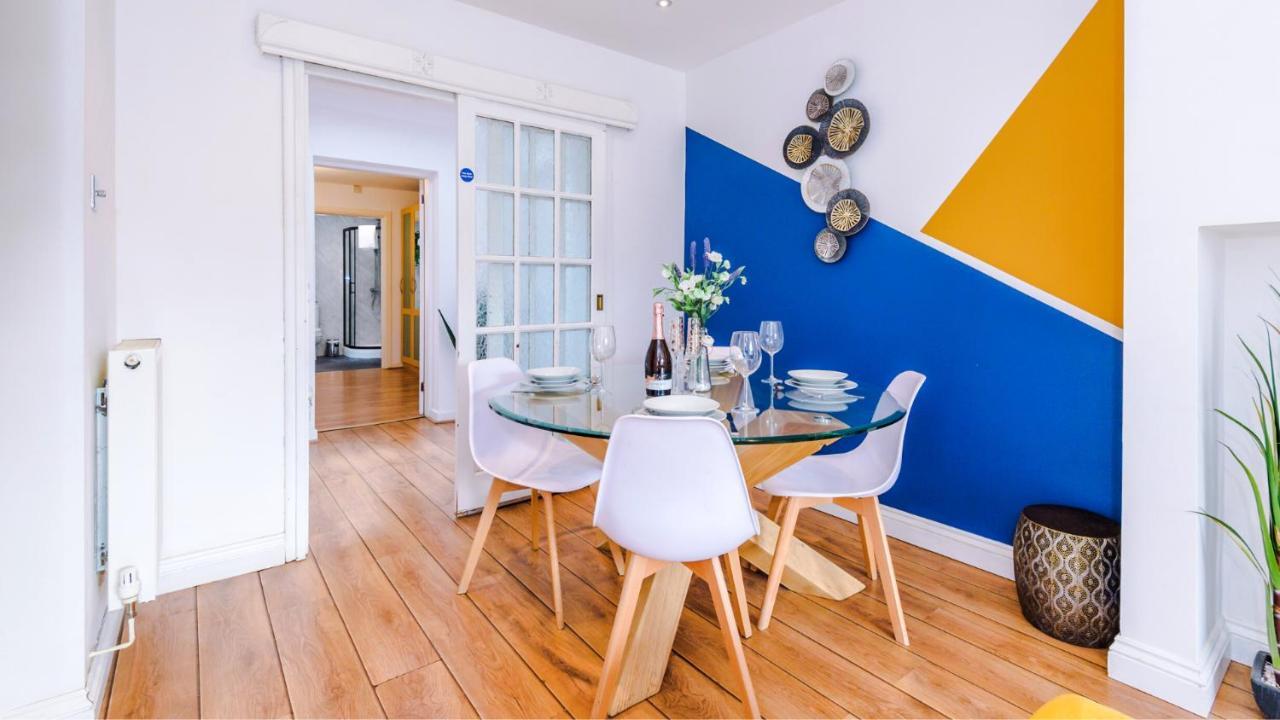 Newhall Road - 4 Bedroom Chester Home - Parking Wervin Dış mekan fotoğraf