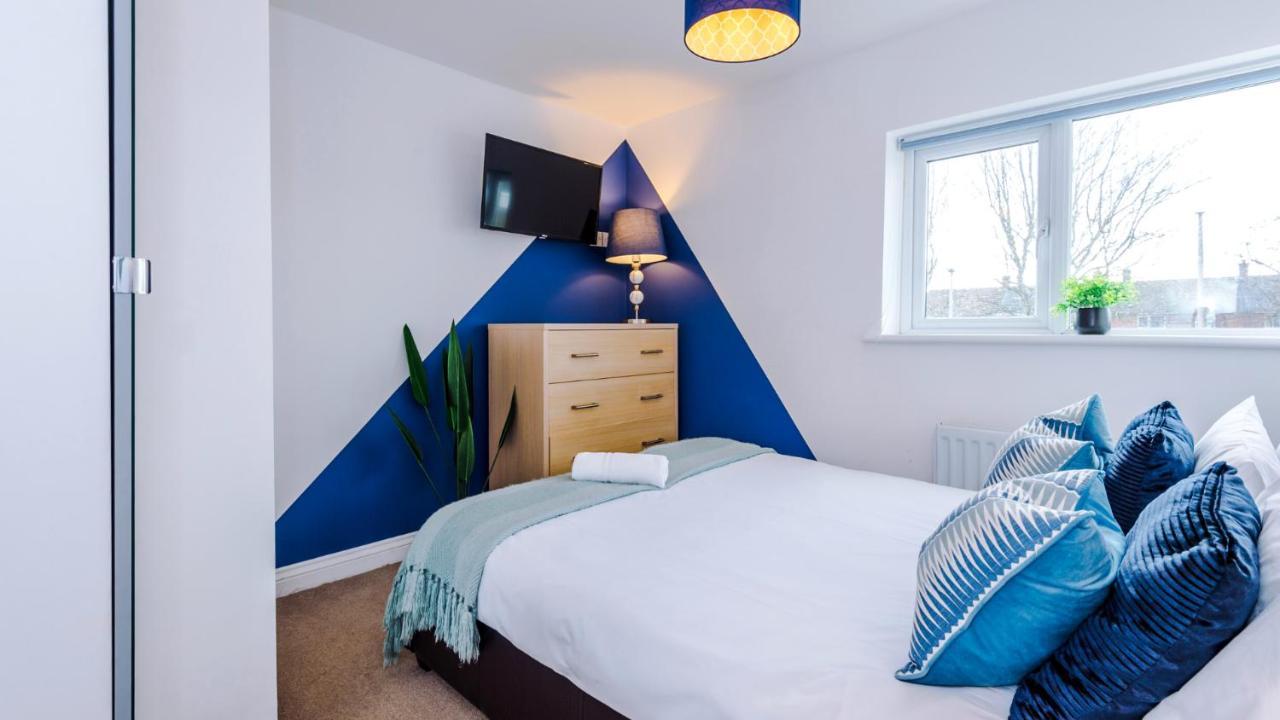Newhall Road - 4 Bedroom Chester Home - Parking Wervin Dış mekan fotoğraf